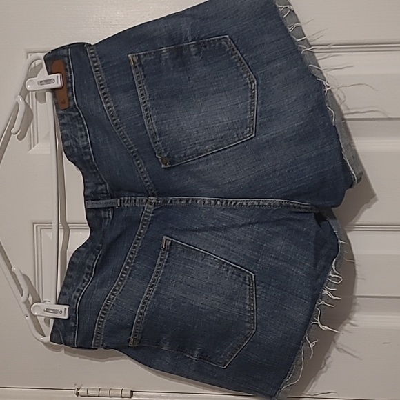 H&M Denim Shorts - Picture 4 of 6
